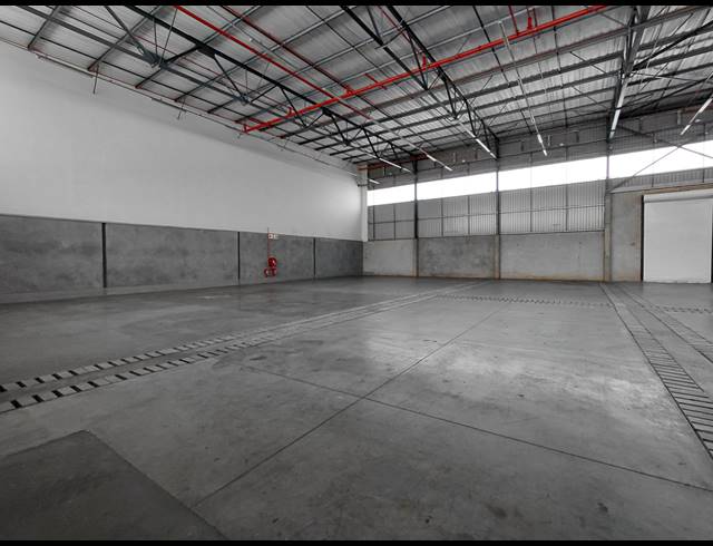 927M² WAREHOUSE TO LET IN POMONA